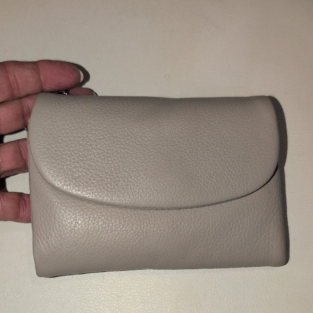 Gray  Leather Bifold Wallet NWOT RFID